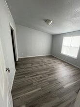 8466 US-280 in Ellabell, GA - Building Photo - Building Photo