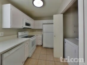 1812 Wild Jan Dr in Las Vegas, NV - Foto de edificio - Building Photo