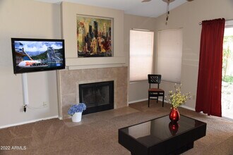 1690 E Gary Dr in Chandler, AZ - Building Photo - Building Photo