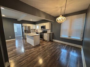 4200 Whitman Ave in Cleveland, OH - Foto de edificio - Building Photo