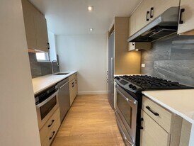 32 Cliff St in New York, NY - Building Photo