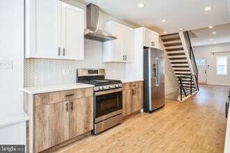 840 Leland St in Philadelphia, PA - Building Photo - Building Photo