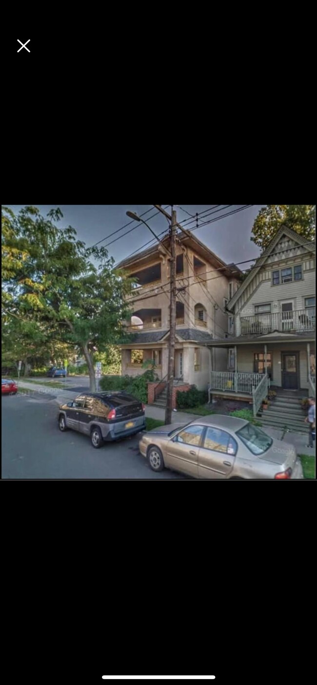 11 North St, Unit 1 in Binghamton, NY - Building Photo - Building Photo