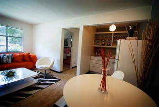 Legacy Manor in Royal Oak, MI - Building Photo - Interior Photo