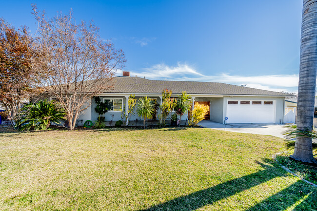 7249 Garnet St in Rancho Cucamonga, CA - Building Photo - Building Photo