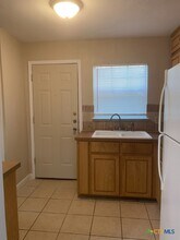 2007 Elkins Ave in Killeen, TX - Foto de edificio - Building Photo