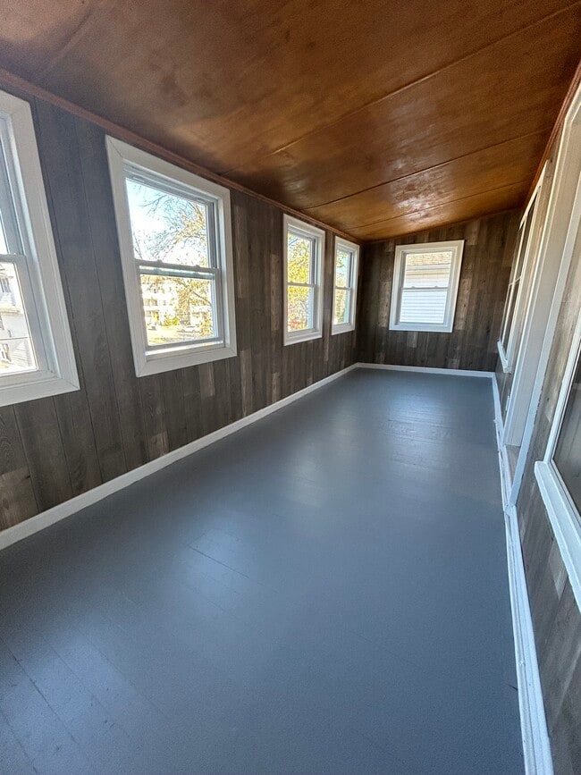 70 Unity Ave, Unit 70A in Belmont, MA - Foto de edificio - Building Photo