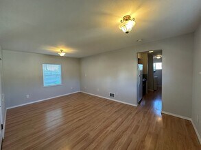 2220 Summit Ave in Everett, WA - Building Photo - Building Photo