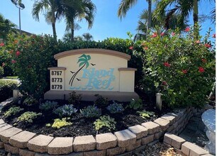 8767 Midnight Pass Rd in Sarasota, FL - Building Photo - Building Photo