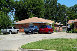 1601-1607 NW 17th in Oklahoma City, OK - Foto de edificio - Building Photo