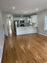 37 Cleveland Ave, Unit 1 in Harrison, NJ - Building Photo - Building Photo