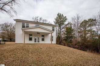 19 Lyman Lake Rd in Lyman, SC - Building Photo - Building Photo