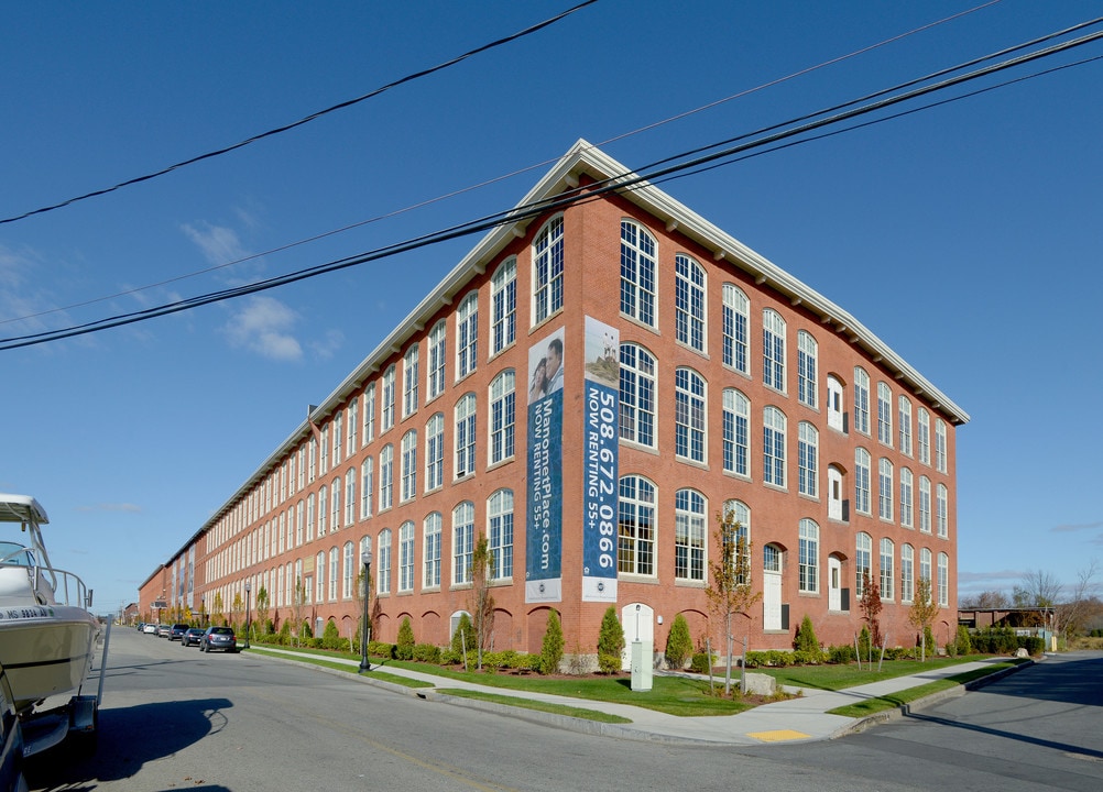 Manomet Place in New Bedford, MA - Foto de edificio