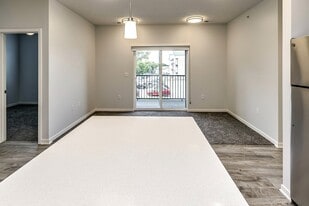 Belle Point in Bellevue, NE - Building Photo