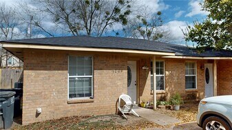 1209 Georgia St in College Station, TX - Building Photo
