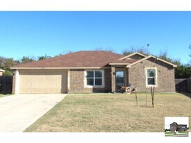 2521 Heartland Ave in Copperas Cove, TX - Building Photo