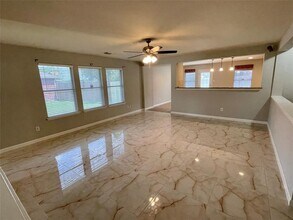 10218 Cades Creek Ct in Houston, TX - Building Photo - Building Photo