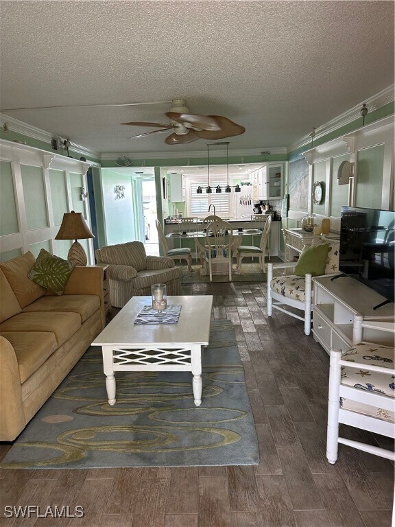 property at 174 Palm Dr