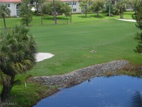 992 Woodshire Ln in Naples, FL - Building Photo - Building Photo