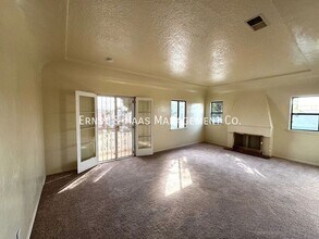 1405 Olive Ave in Long Beach, CA - Building Photo - Building Photo