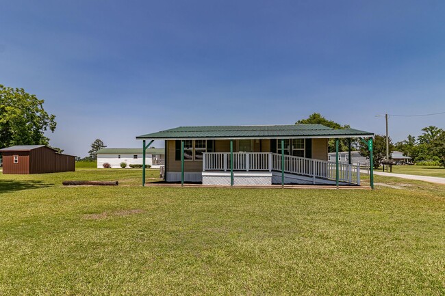 property at 999 Stoney Creek Church Rd