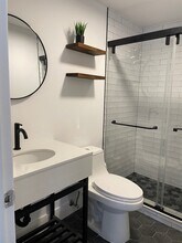 4702 SW 67th Ave in Miami, FL - Building Photo - Building Photo