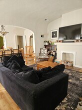 533 N Gardner St in Los Angeles, CA - Foto de edificio - Building Photo