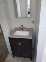 44 High St in Woodbury, NJ - Building Photo