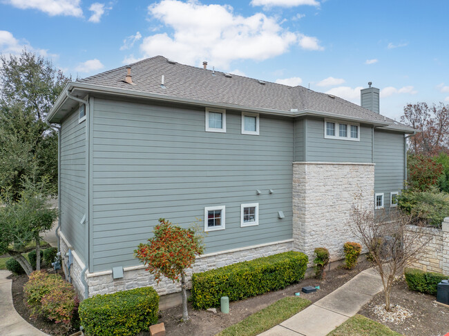 Courtyard Homes in Austin, TX - Building Photo - Building Photo