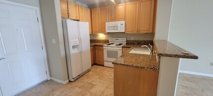 1601 India St, Unit 302 in San Diego, CA - Building Photo - Building Photo