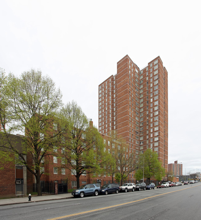 Stevenson Commons in Bronx, NY - Foto de edificio - Building Photo