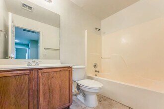 2720 E Concho Ave in Mesa, AZ - Building Photo - Building Photo