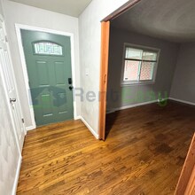 108 Howard Rd in Chesapeake, VA - Foto de edificio - Building Photo