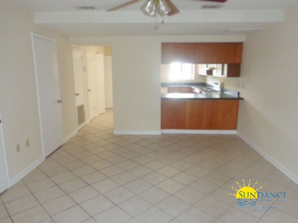 263 Brooks St SE in Fort Walton Beach, FL - Building Photo