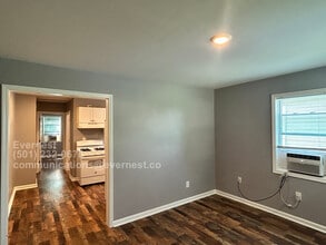 736 N Montgomery St in Memphis, TN - Building Photo - Building Photo