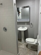 66 Jefferson St, Unit 1st floor in Troy, NY - Building Photo - Building Photo