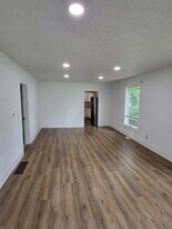 1937 Hoyt St in Muskegon, MI - Building Photo