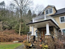 26 Olmstead Rd in Redding, CT - Building Photo