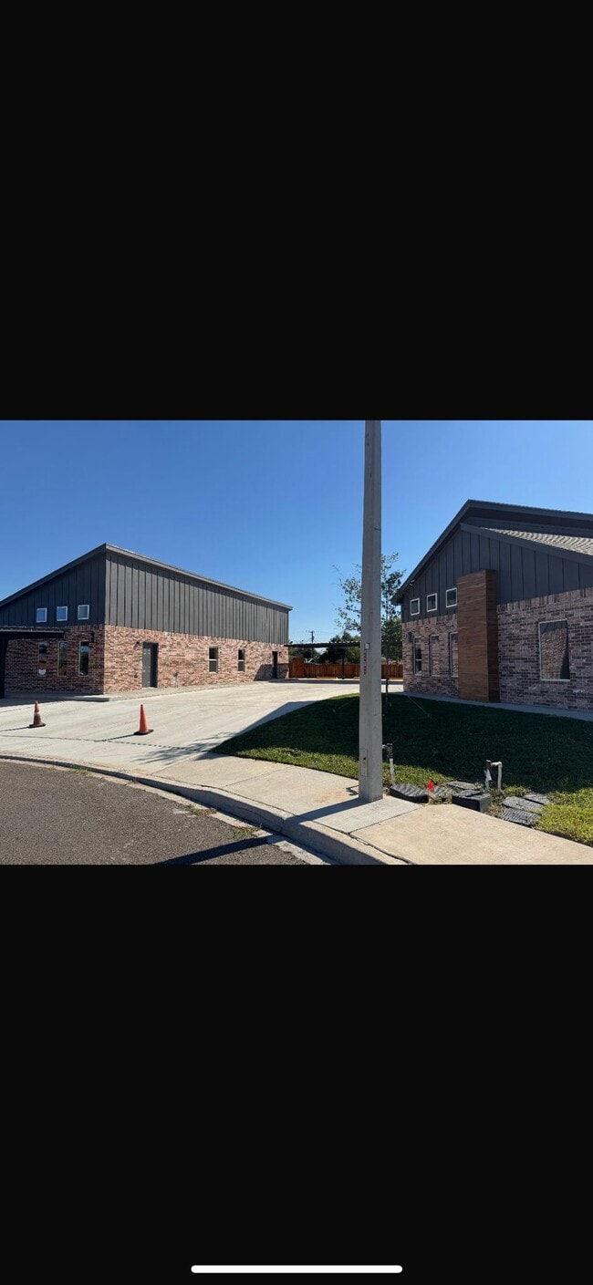 1007 Hidden Hills St, Unit Apt #1