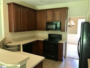 4 Parkwalk Dr in Greer, SC - Building Photo - Building Photo
