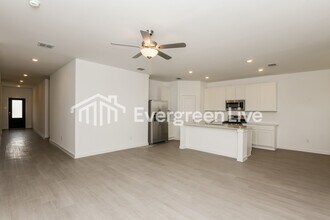 200 Pine St in Azle, TX - Building Photo - Building Photo