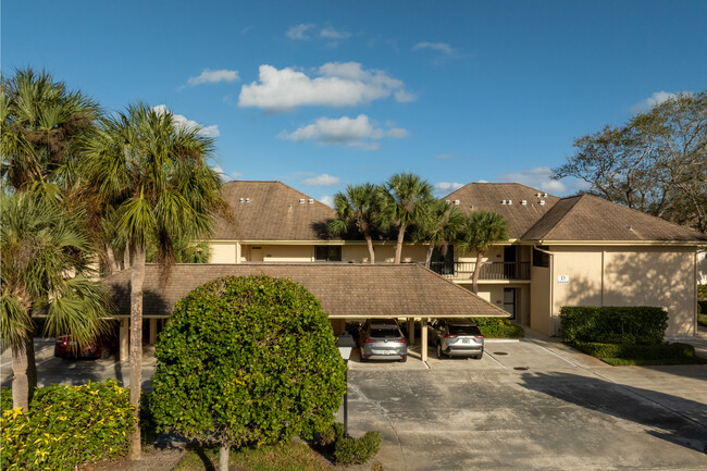 Turtle Creek East Condo in Jupiter, FL - Building Photo - Building Photo