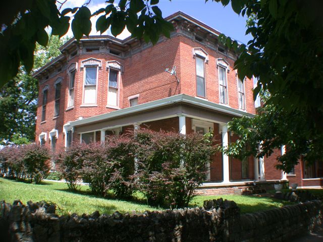 417 S Fountain Ave in Springfield, OH - Building Photo
