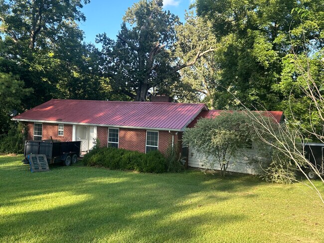 property at 608 5th St