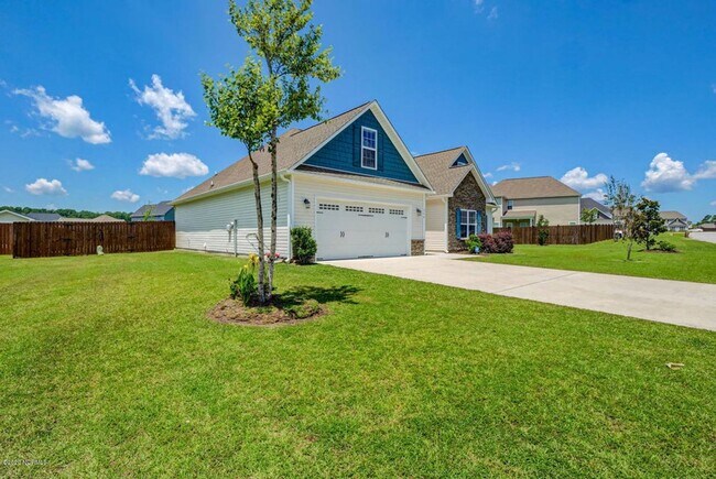 116 Regatta Way in Sneads Ferry, NC - Building Photo - Building Photo
