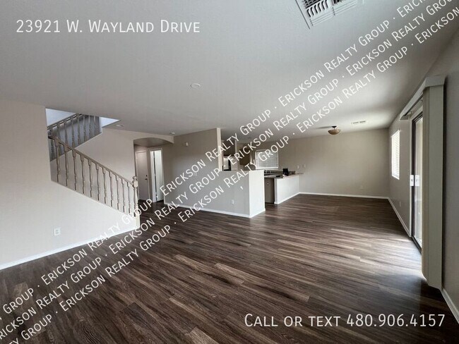 23921 W Wayland Dr in Buckeye, AZ - Building Photo - Building Photo
