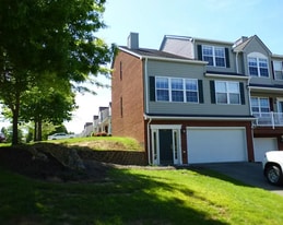 2 2nd St in Christiansburg, VA - Building Photo
