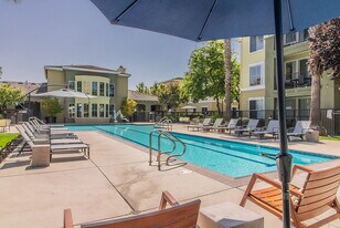 Waterford Place in San Jose, CA - Building Photo