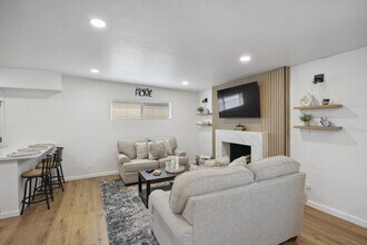 4909 E Bermuda St in Tucson, AZ - Foto de edificio - Building Photo