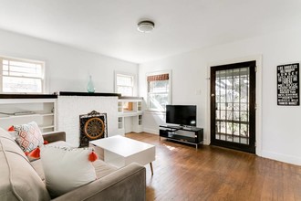 1034 Bay Street in Santa Monica, CA - Building Photo - Interior Photo